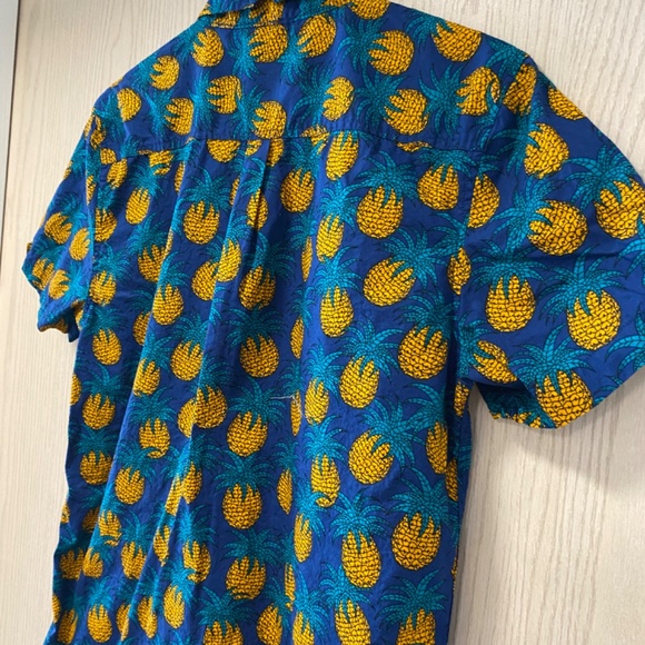 Sovereign Code Pineapple Print Size M Women’s  Polo Shirt - Picture 4 of 9